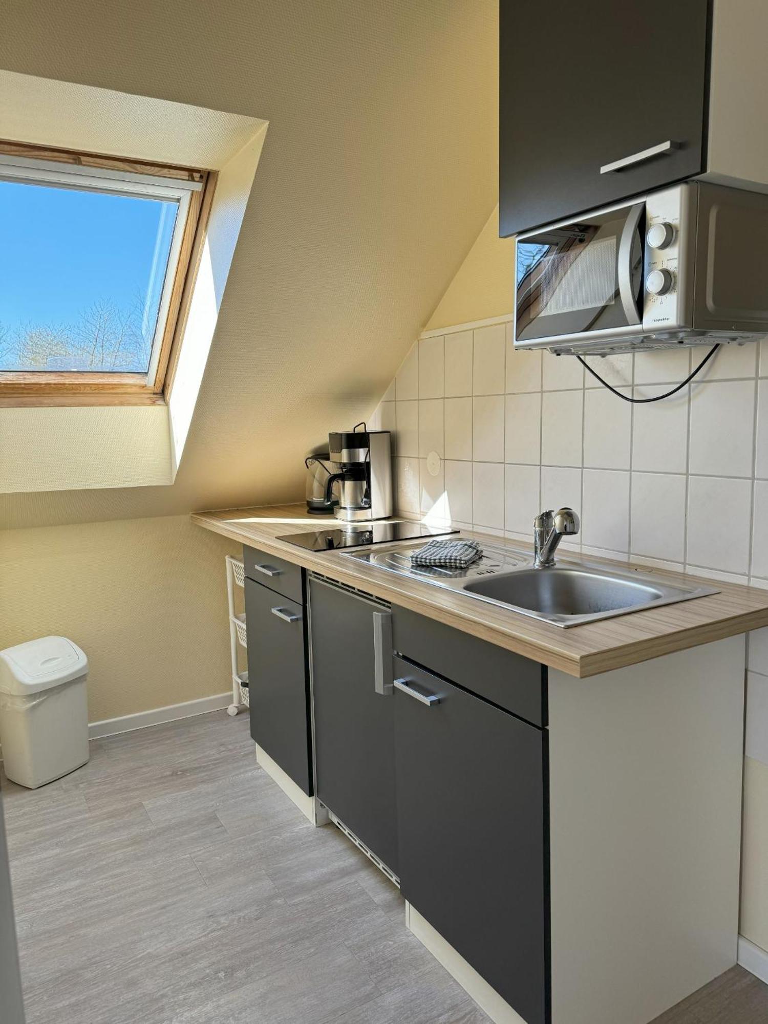 Reiterhof Wollesen Hotell Süderlügum Exteriör bild